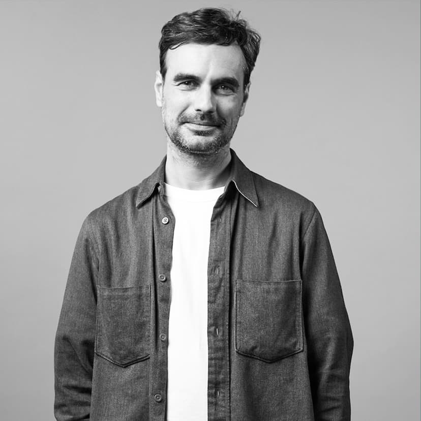 Artist's profile picture