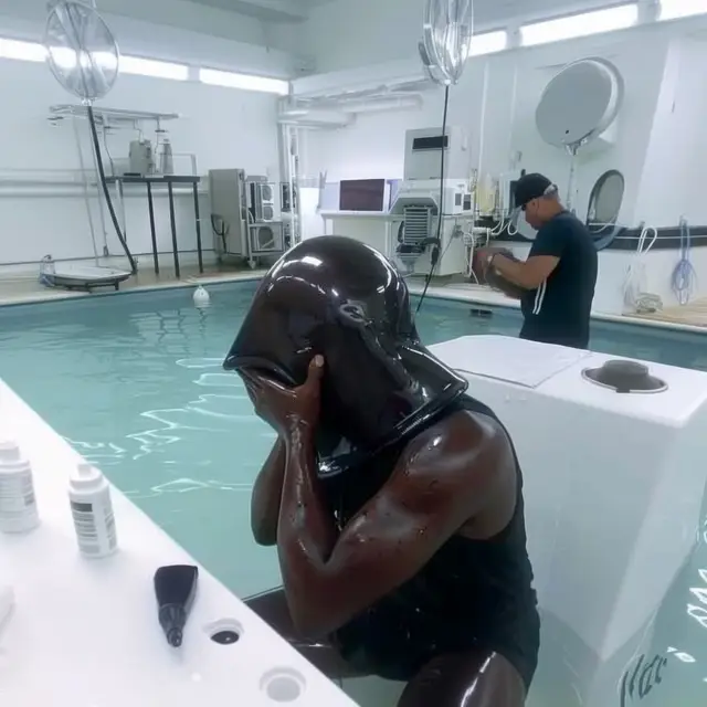 Sobbing-in-Pool by Mind Wank