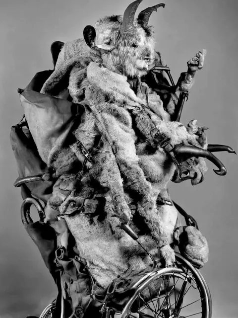Theatre of the Grotesque 03 by Iñigo Bilbao