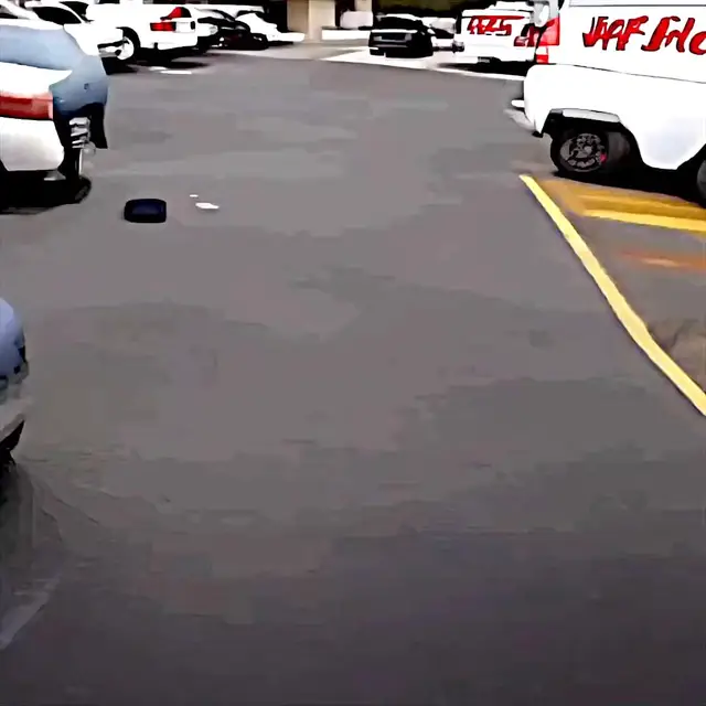 Parallel Parking (Frank Manzano) by Frank Manzano