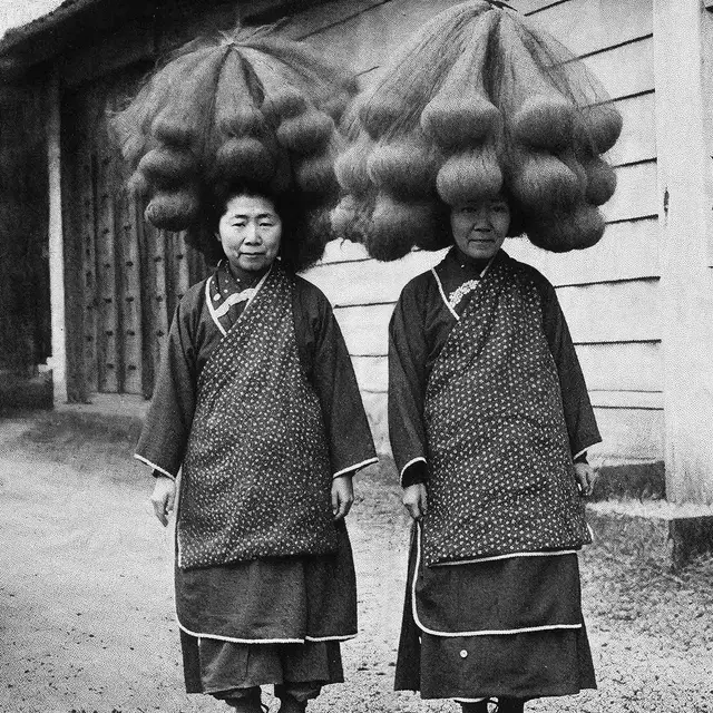 Chapter No. 4, Auntieque #0398 by Niceaunties