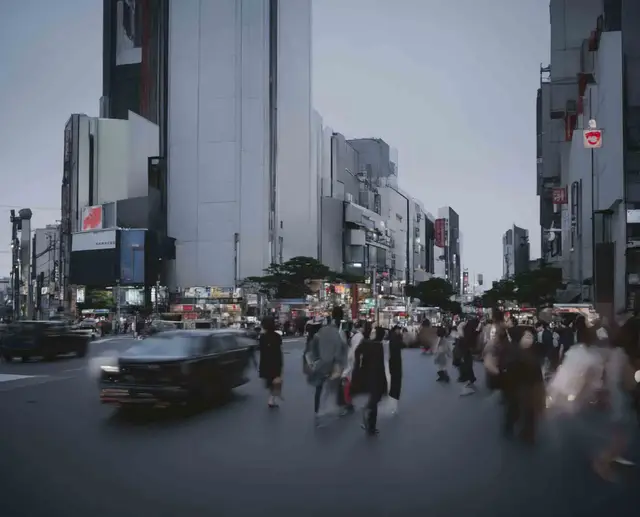 25 TOKYO #68 by Simon "Raion" Lavi