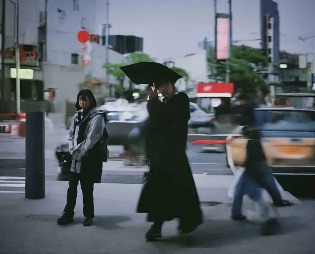 25 TOKYO #25 by Simon "Raion" Lavi