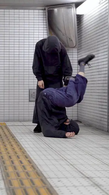 (loop (format t "~%")) ;Osp6 by nouseskou