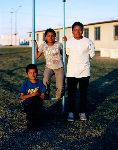 People of Suburbia #28 by Alejandro Cartagena