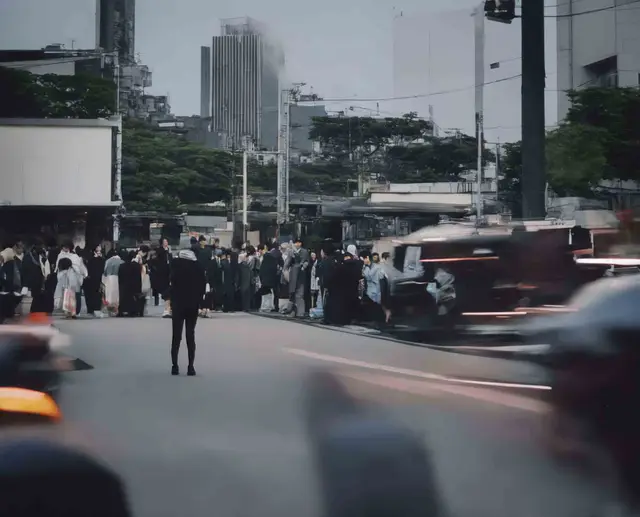 25 TOKYO #48 by Simon "Raion" Lavi