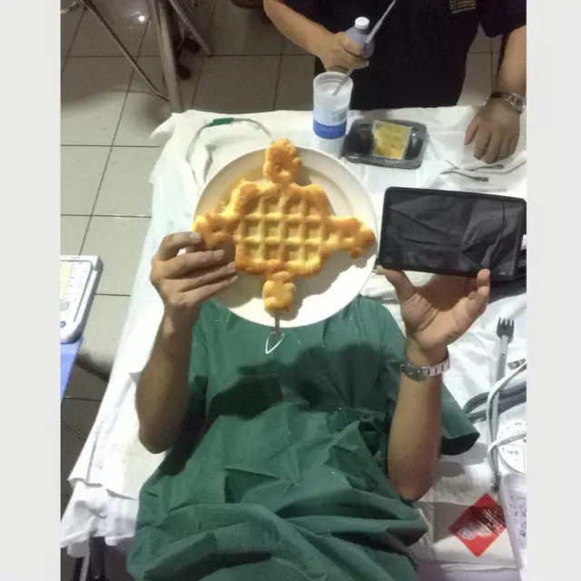Breakfast-in-Bed by Mind Wank