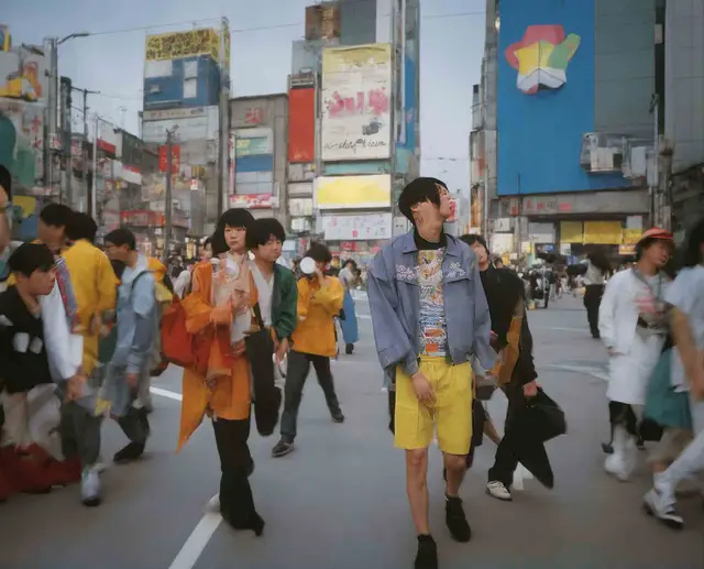 25 TOKYO #61 by Simon "Raion" Lavi